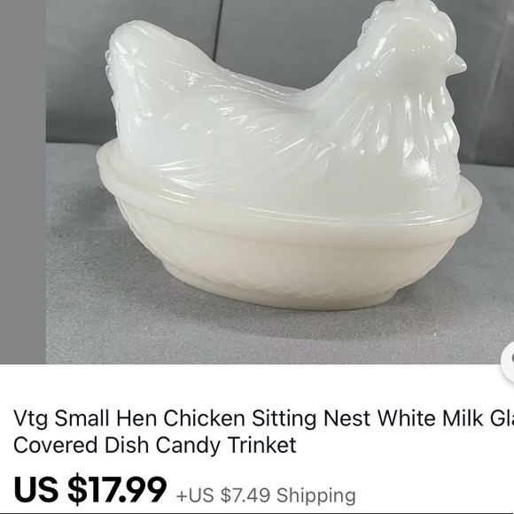 Lot of 2 Milk Glasses of Hens on a Nest - Picture 3 of 16